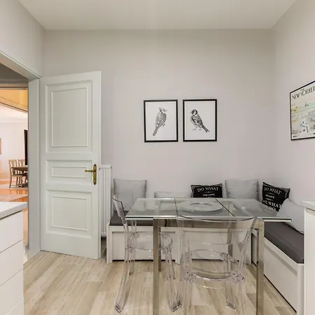 Etoile By Halu!, Chic Apartment In The Center Thessaloniki Exterior photo